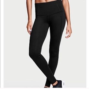 Victoria’s Secret Knockout Active Leggings